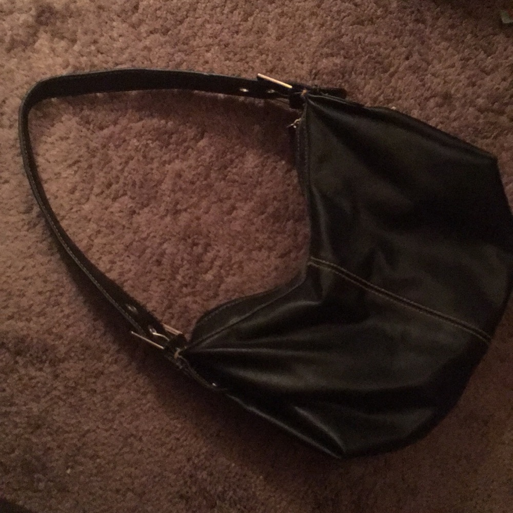 Q2 Handbag - Picture 3 of 3